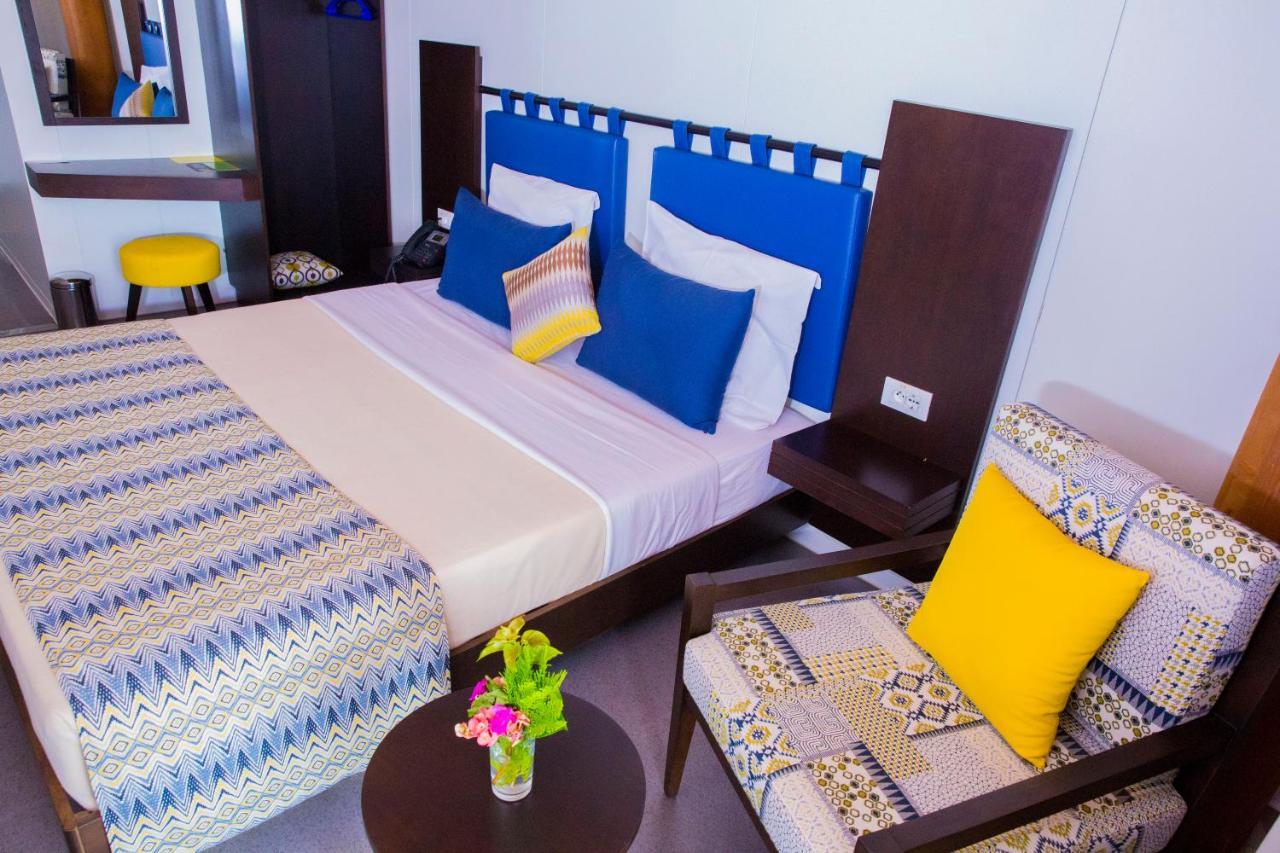 Dunia Hotel Ouagadougou Loumbila ภายนอก รูปภาพ