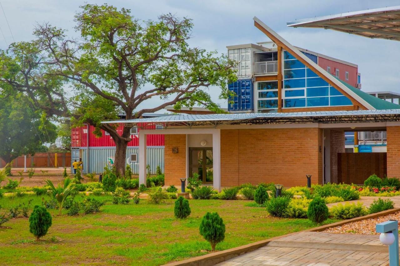 Dunia Hotel Ouagadougou Loumbila ภายนอก รูปภาพ