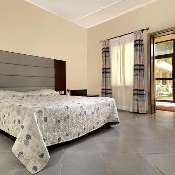 Dunia Hotel Ouagadougou Loumbila ภายนอก รูปภาพ