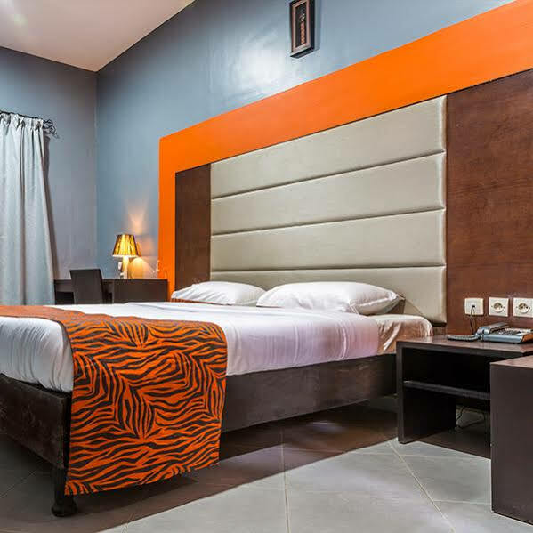 Dunia Hotel Ouagadougou Loumbila ภายนอก รูปภาพ