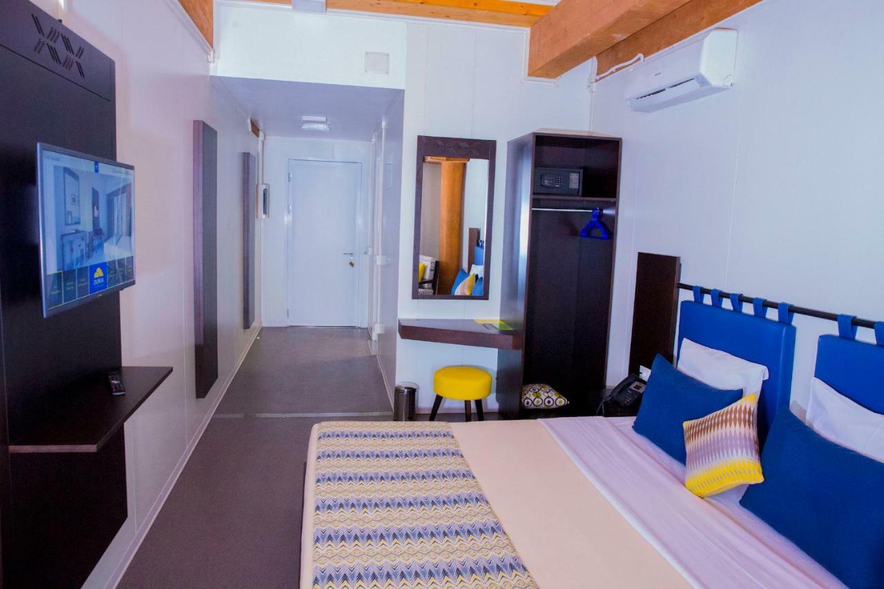 Dunia Hotel Ouagadougou Loumbila ภายนอก รูปภาพ